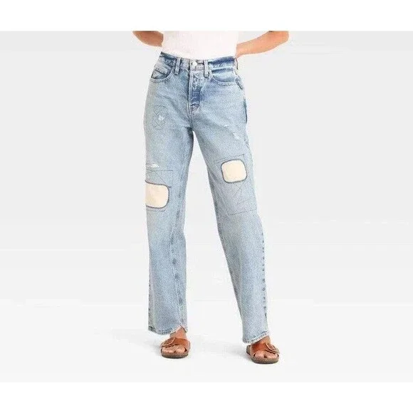 Universal Thread Women's Mid-Rise Patchwork 90's Baggy Jeans Light Wash Size 12 - Picture 1 of 10